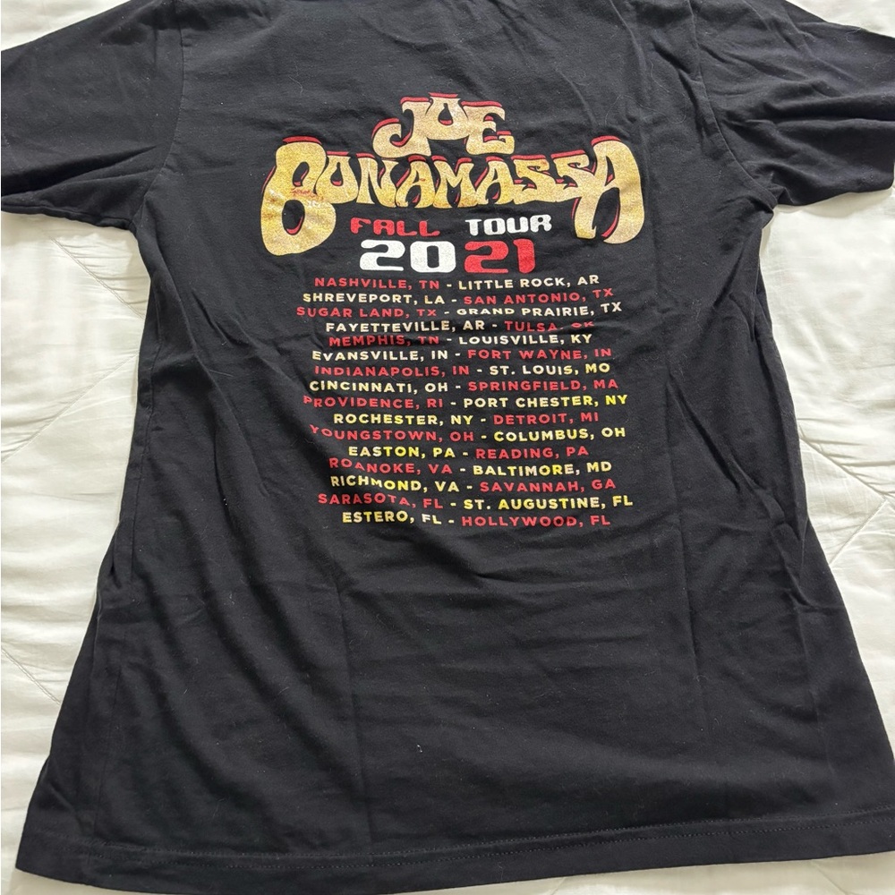 Joe Bonamassa 2021 Fall Tour Black T-Shirt EUC - Picture 4 of 6